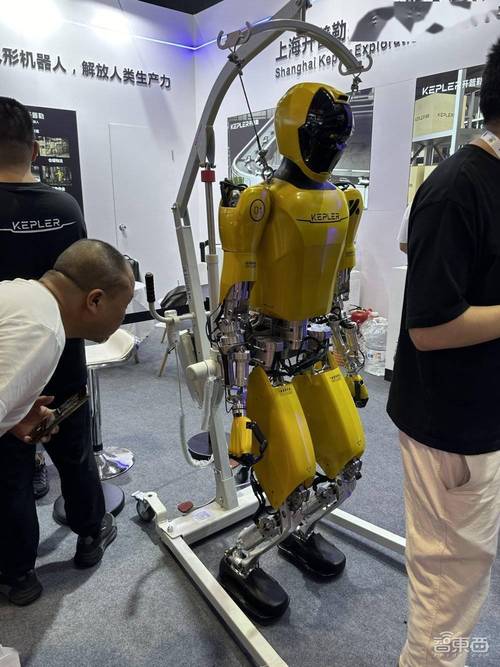 荣耀手机智能语音游戏