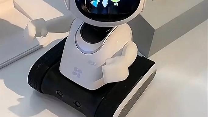 湖北闪电匣机器人直供 湖北闪电匣机器人直供