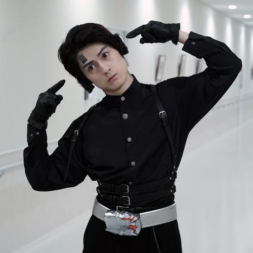 可以变成汽车的机器人