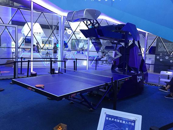 智能机器人充电器 机器人充电器电路图